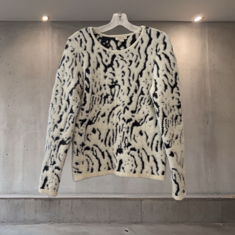 Greige Thick Eyelash Knit Abstract Pattern Sweater Size S